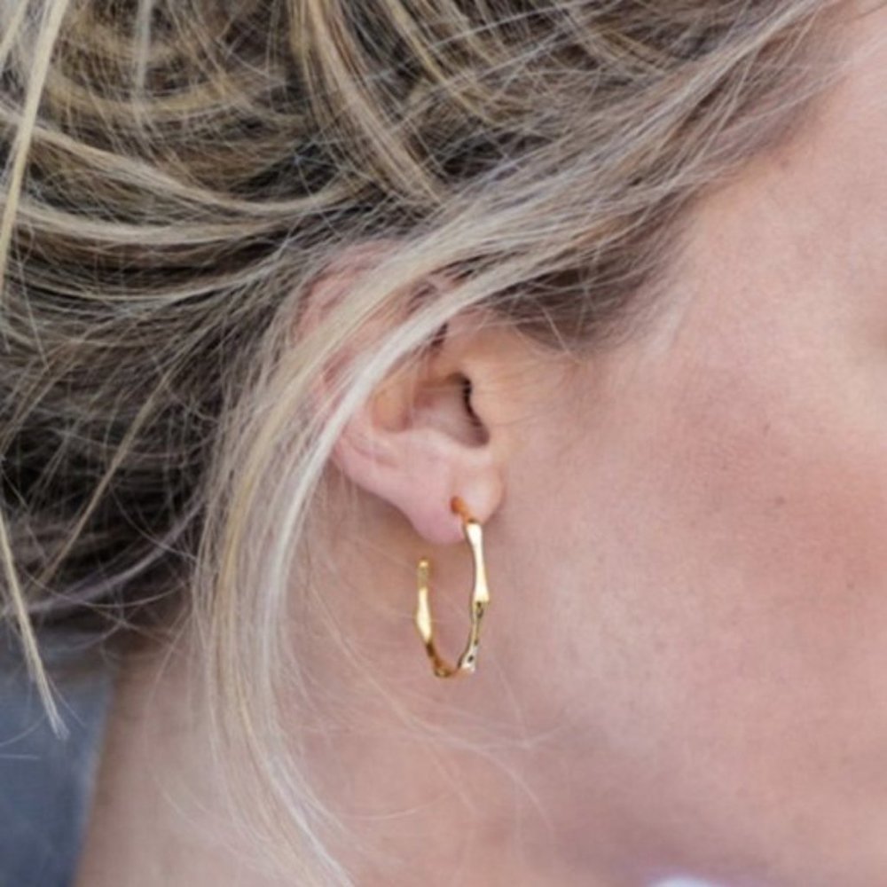 Azalea Natural Flow Hoop 18K Gold S925